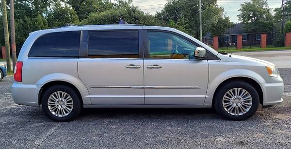 2012 Chrysler Town & Country - - by dealer - vehicle for sale in North Charleston, SC – photo 8