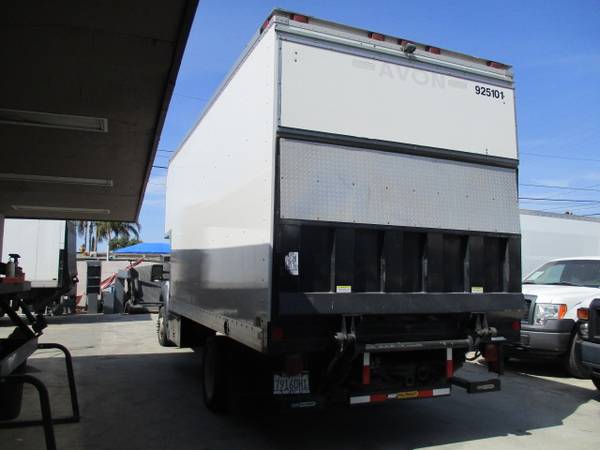 2012 FORD F550 F-550 3 TON MOVING GRIP BOX TRUCK WITH LARGE LIFTGATE for sale in Gardena, CA – photo 5