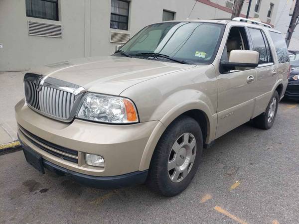 2006 Lincoln navigator ultimate 4x4, fully loaded for sale in Brooklyn, NY