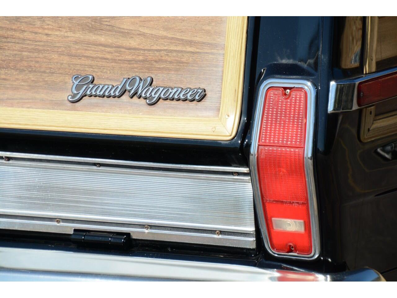 1990 Jeep Grand Wagoneer for sale in Santa Barbara, CA – photo 8