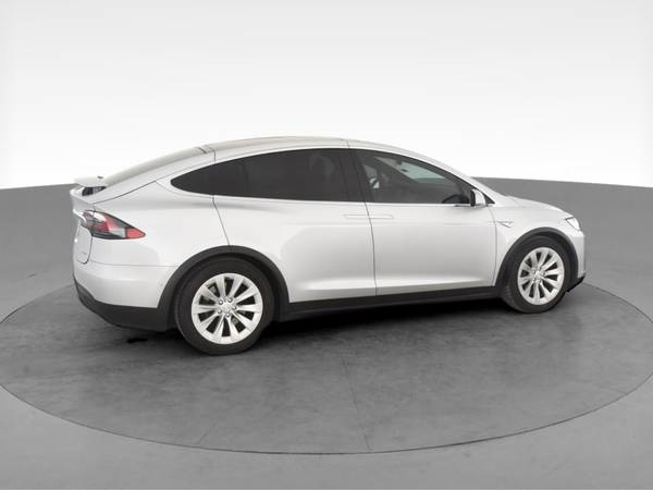 2016 Tesla Model X 75D Sport Utility 4D suv Silver - FINANCE ONLINE... for sale in San Diego, CA – photo 12