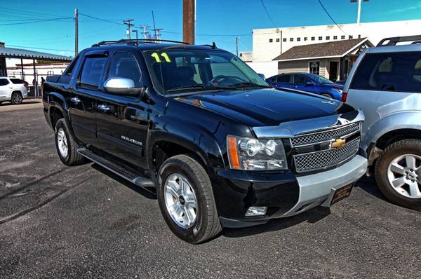 2011 Chevrolet Avalanche 4x4 LT - - by dealer for sale in Rexburg, ID – photo 4