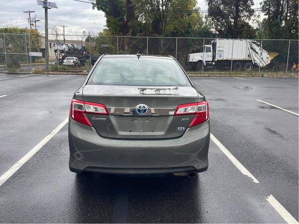 2012 Toyota Camry Hybrid 4dr Sdn XLE (Natl) - - by for sale in Hasbrouck Heights, NJ – photo 4