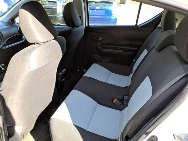 2015 Toyota Prius c hybrid pkg2 bluetooth cd 50mpg 112k for sale in Walpole, RI – photo 18