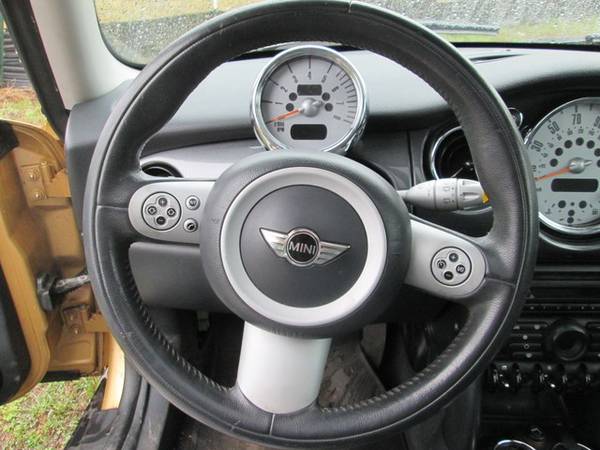 2005 Mini Cooper/Full Sunroof/Leather/5 Speed/Fully... for sale in Charleston, SC – photo 9