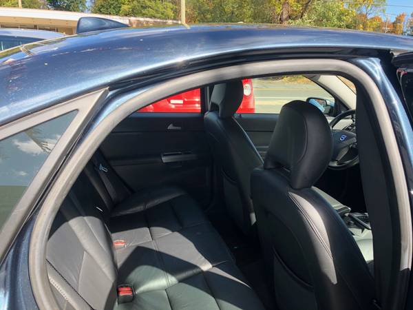 2006 Volvo S40 (113K, Turbo 5Cyl, AT, AWD, Leather, Sunroof) for sale in Bristol, CT – photo 7