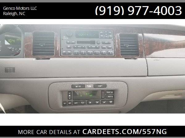 2001 LINCOLN TOWN CAR EXECUTIVE, Blue - - by dealer for sale in Raleigh, NC – photo 22