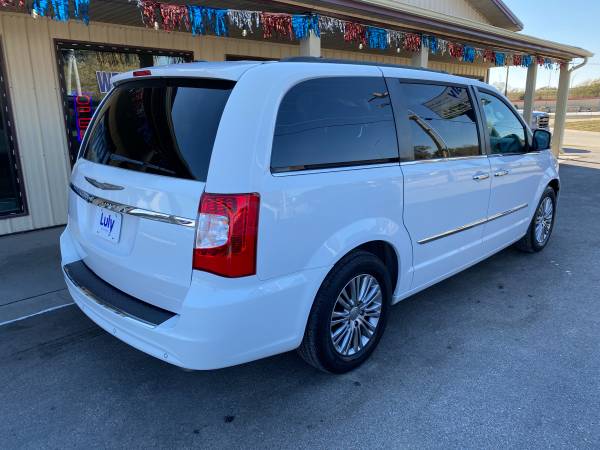 2013 Chrysler Town & Country Touring L - cars & trucks - by dealer -... for sale in Lincoln, NE – photo 2