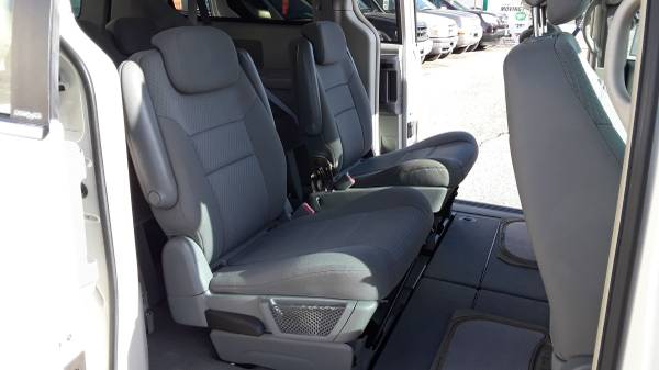 2010 CHRYSLER TOWN AND COUNTRY TOURING 4 DOORS MINIVAN - cars & for sale in Santa Barbara, CA – photo 9
