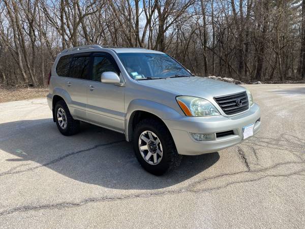 2005 Lexus GX470 for sale in Dundee, IL