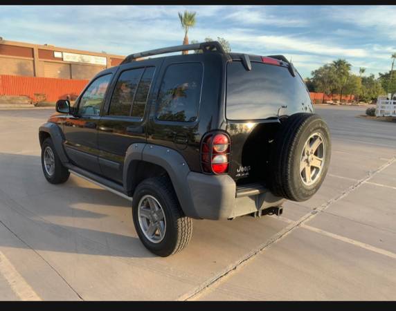 2005 Jeep Liberty Renegade 4X4 - - by dealer - vehicle for sale in Mesa, AZ – photo 7