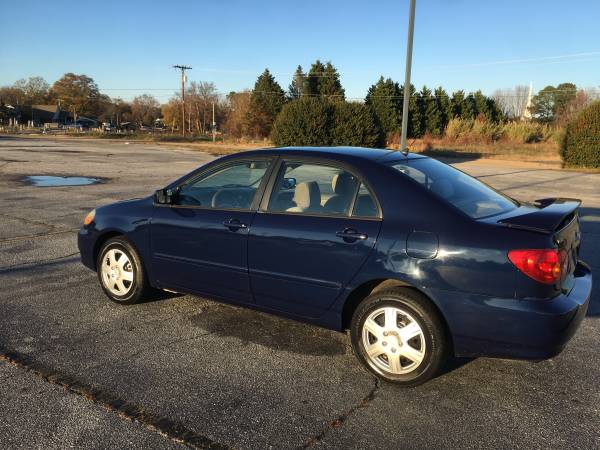 2004 Toyota Camry LE - cars & trucks - by owner - vehicle automotive... for sale in Mauldin, SC – photo 2