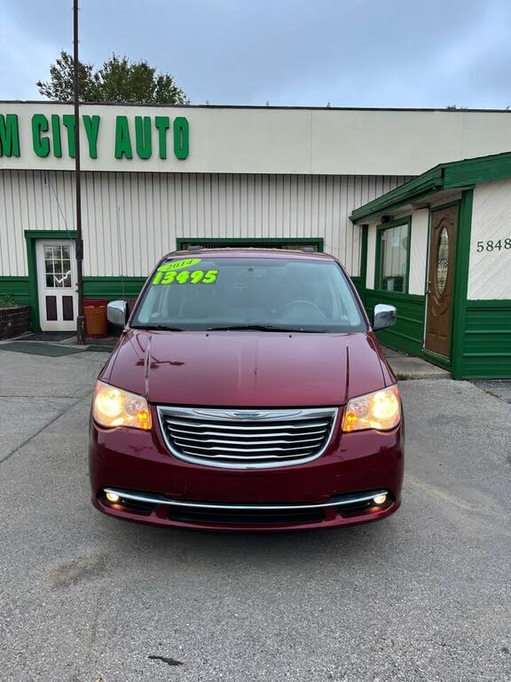2014 Chrysler Town & Country Touring FWD for sale in milwaukee, WI – photo 7