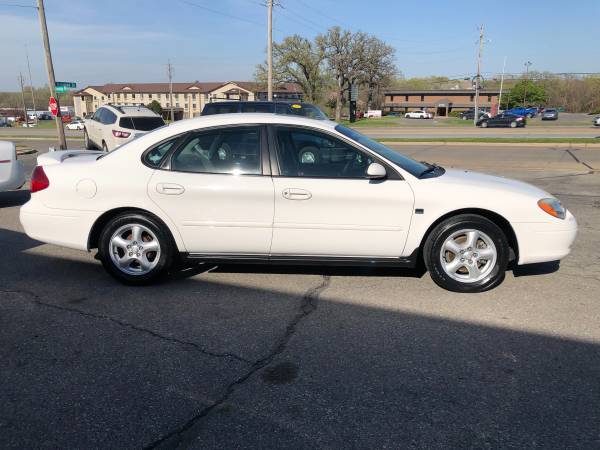 2002 Ford Taurus SES Deluxe - - by dealer - vehicle for sale in URBANDALE, IA – photo 6