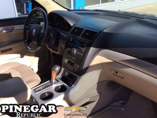2010 Saturn Outlook XE Premium suv Red - - by dealer for sale in Republic, MO – photo 7