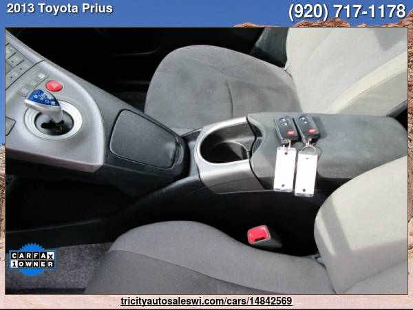 2013 TOYOTA PRIUS THREE 4DR HATCHBACK Family owned since 1971 - cars for sale in MENASHA, WI – photo 14