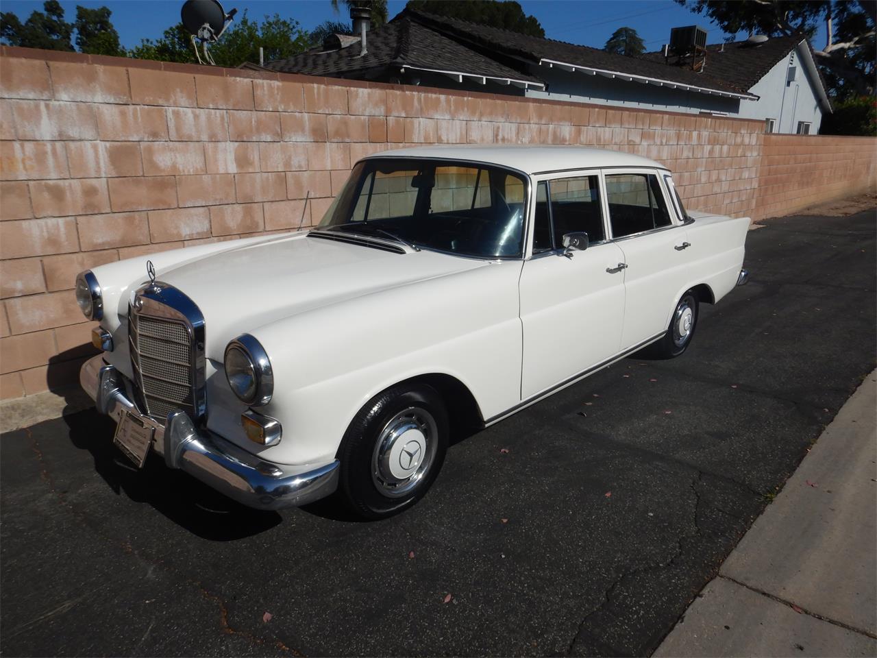 1967 Mercedes-Benz 220 for sale in Woodland Hills, CA
