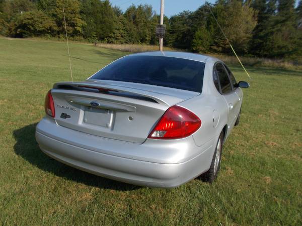 "REDUCED" 02 Ford Taurus with only 85,000 miles for sale in Brandenburg, KY – photo 4
