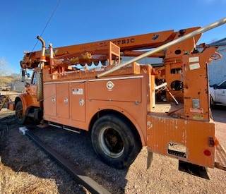 1991 Digger Derrick Truck - cars & trucks - by owner - vehicle... for sale in Sioux Falls, SD – photo 3