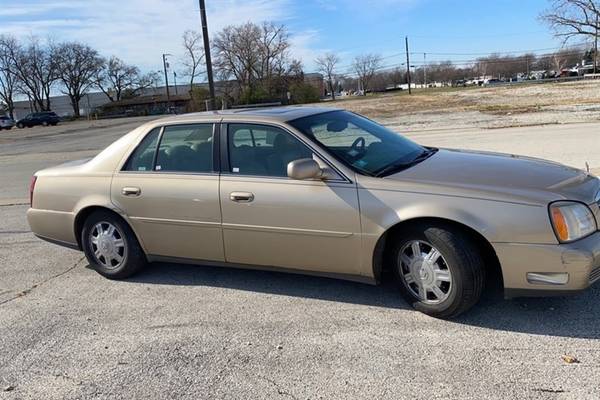 2005 Cadillac Deville Sedan SEDAN - - by dealer for sale in Cleves, OH – photo 2