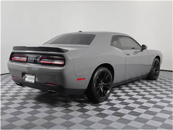 2018 Dodge Challenger SXT - coupe for sale in Burien, WA – photo 3