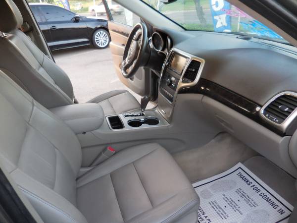 2011 JEEP GRAND CHEROKEE LAREDO LT ,LEATHER,SUNROOF,COOL A/C 3.6L -... for sale in Brownsville, TX – photo 10