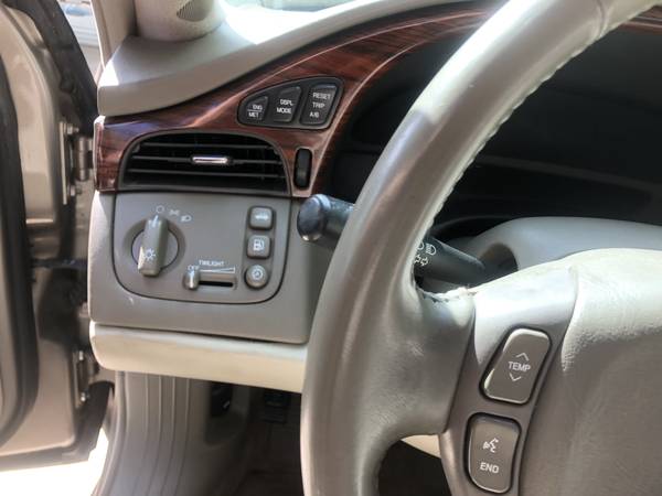 2004 Cadillac DeVille for sale in Hugo, MN – photo 12