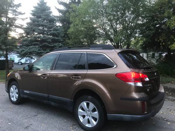 2011 SUBARU OUTBACK 2.5 PREMIUM BLUETOOTH AWD VERY CLEAN! for sale in Minneapolis, MN – photo 7