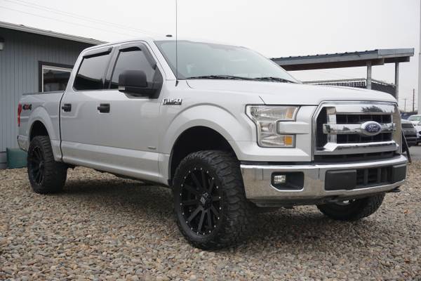2017 FORD F150 SUPERCREW CAB XLT 4WD - - by dealer for sale in Springfield, OR