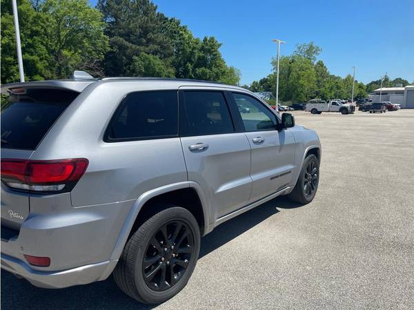 2017 Jeep Grand Cherokee Altitude - - by dealer for sale in Gilmer, TX – photo 5
