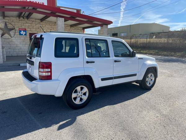 2012 jeep LIBERTY Sport for sale in Austin, TX – photo 4