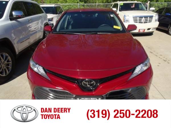 2018 Toyota Camry XLE Ruby Flare Pearl - - by dealer for sale in Cedar Falls, IA – photo 5