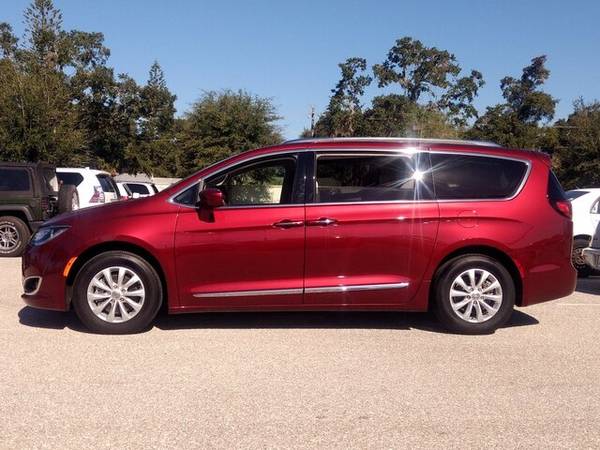 2019 Chrysler Pacifica Touring L Extra Low 8K Miles Factory... for sale in Sarasota, FL – photo 7