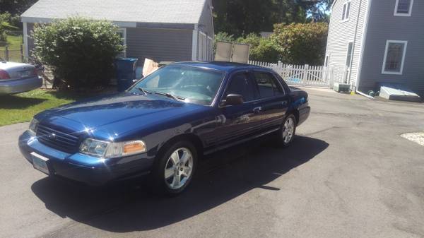 2003 Crown Vic LX Sport for sale in Newington , CT