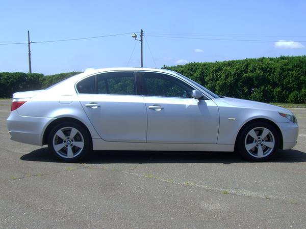 ★ 2006 BMW 525xi - LOADED "AWD" LUXURY SEDAN with ONLY 77k MILES !!! for sale in East Windsor, MA – photo 2