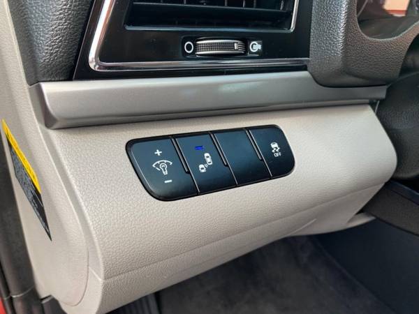 2018 Hyundai Elantra SEL 2.0L Auto SULEV (Alabama) for sale in El Paso, TX – photo 16