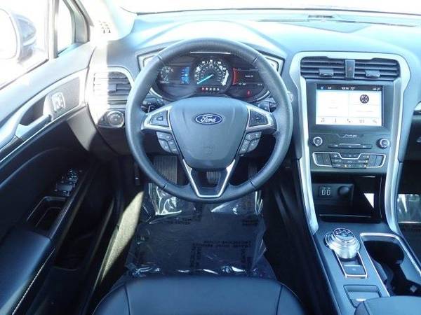 2019 Ford Fusion sedan SEL (Magnetic Metallic) GUARANTEED for sale in Sterling Heights, MI – photo 19