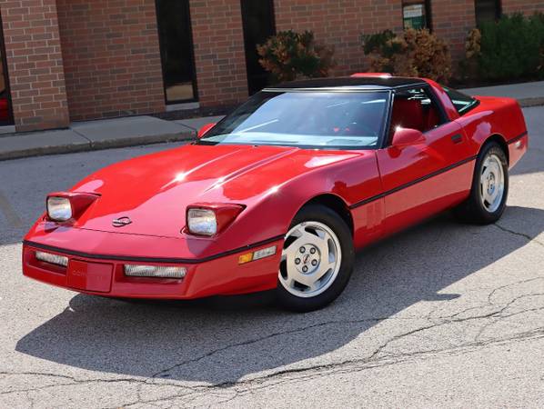 1988 CHEVY CORVETTE COUPE TARGA ONLY 25k-MILES RED/RED AUTO V8 for sale in Elgin, IL – photo 19