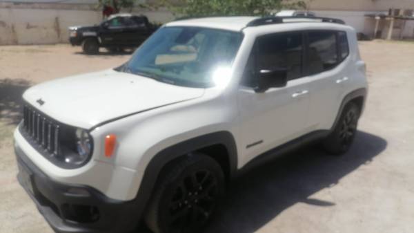 jeep renegade latitude 2018 std - - by dealer for sale in El Paso, TX