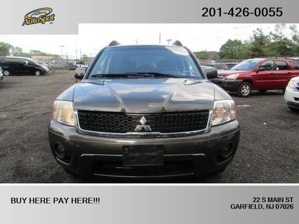 2010 Mitsubishi Endeavor SE Sport Utility 4D EZ-FINANCING! - cars &... for sale in Garfield, NY