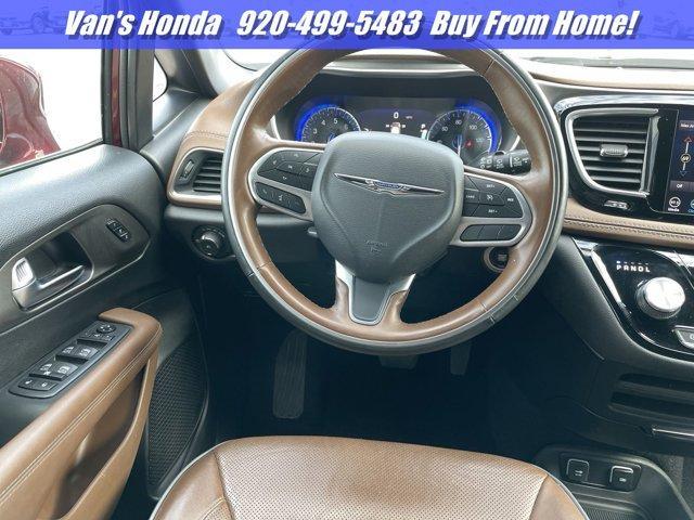 2020 Chrysler Pacifica Limited for sale in Green Bay, WI – photo 6