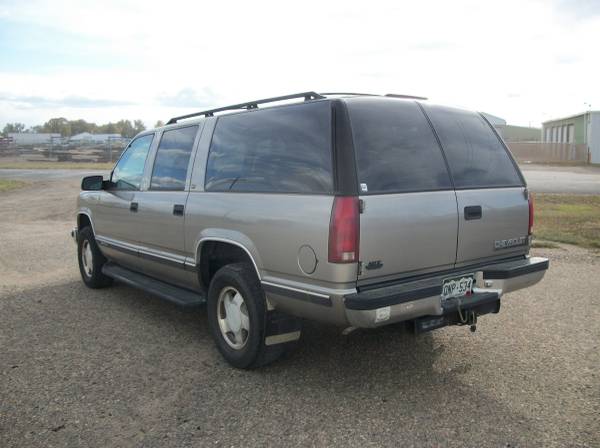....1999...CHEVY...SUBURBAN...4x4--(Mechanics Special) for sale in Fort Collins, CO – photo 5