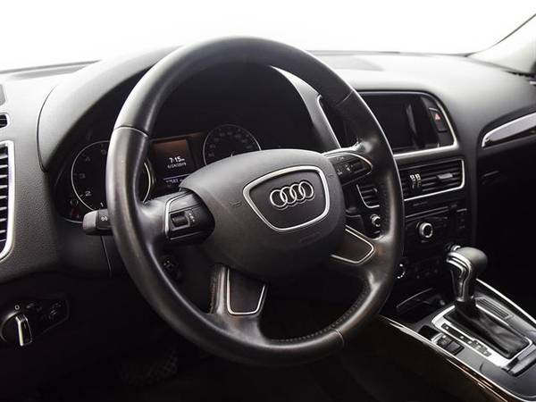 2015 Audi Q5 2.0T Premium Sport Utility 4D suv Gray - FINANCE ONLINE for sale in Worcester, MA – photo 2