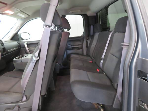 2011 Chevy Silverado LT Ext. Cab New Tires Remote Start - Warranty for sale in Wayland, MI – photo 12