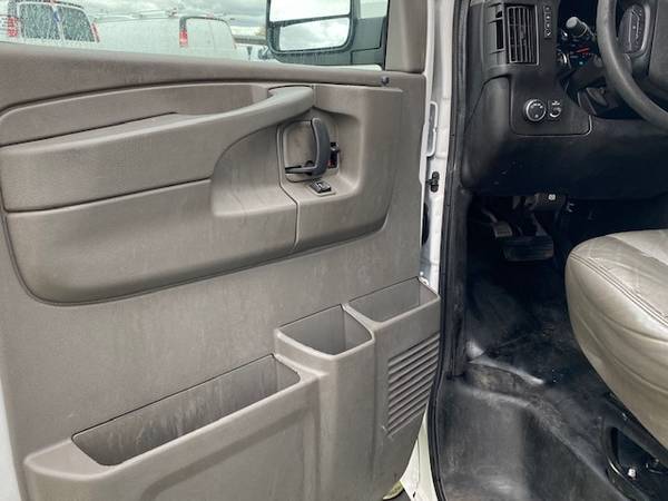 2014 GMC Savana G-1500 Cargo Van **RUNS ON PROPANE OR GAS** - cars &... for sale in Swartz Creek,MI, OH – photo 9