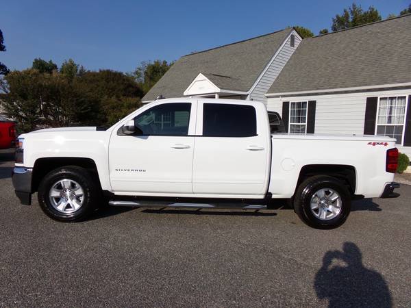 IMMACULATE 2017 Chevrolet Silverado Crew Cab 4X4 for sale in Hayes, District Of Columbia – photo 3