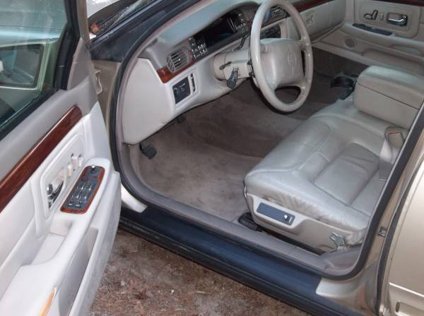 1997 Cadillac Sedan DeVille for sale in Hawkins, TX – photo 3