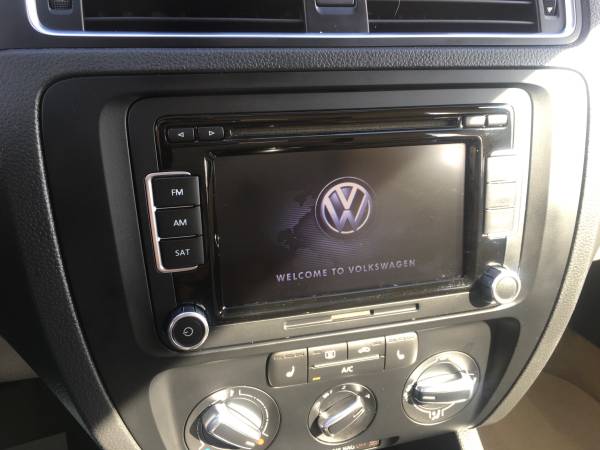 2014 Volkswagen Jetta SE Automatic Heated Leather Sunroof Much... for sale in Watertown, NY – photo 13