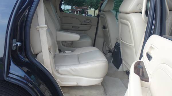 2008 Cadillac Escalade Luxury Awd With 193K Miles Clean Carfax for sale in Springdale, AR – photo 14