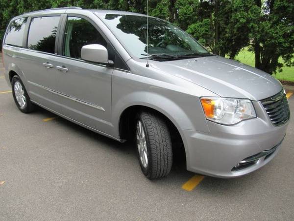 2014 Chrysler Town and Country Touring 4dr Mini Van for sale in Bloomington, IL